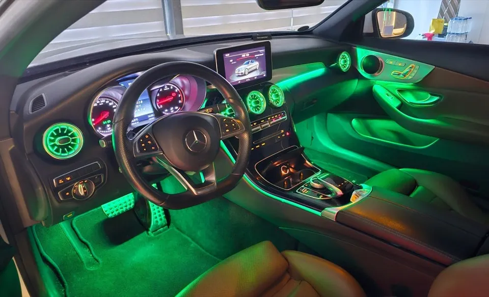 수원엠비언트 벤츠 W205 C클래스 카브리올레에 ‘순정형 비노출’이 맞는 이유 (오늘의카 수원점)