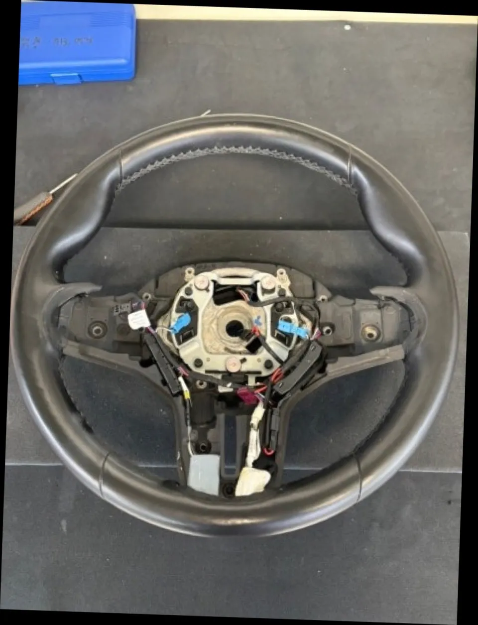 BMW X4 M40i 핸들 가죽교체·베이지 컬러변경,순정 느낌 유지하면서 분위기 바꿀 수 있을까? | 오늘의카 남양주점