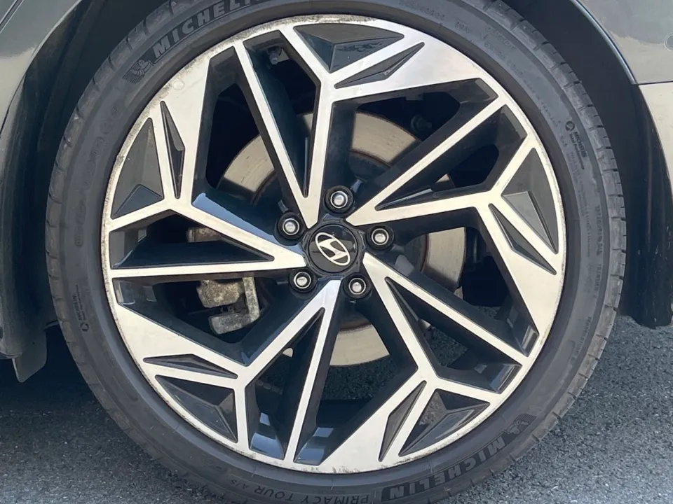 대구휠복원 아이오닉6, 4짝 전체 손상도 ‘교체 없이’ 신차처럼 복원이 가능할까? (오늘의카 대구점)