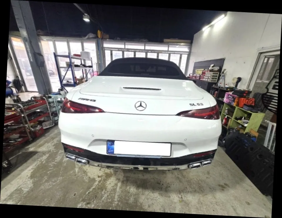 벤츠 SL63 AMG 커스텀 듀얼배기튜닝, 순정의 한계를 넘는 사운드 연출이 가능할까? (오늘의카 수원점)