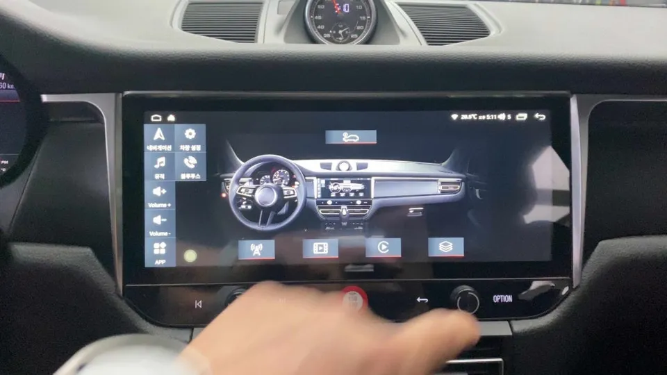 포르쉐 마칸 12.3인치 안드로이드 올인원, 과연 순정처럼 완벽하게 호환될까? (오늘의카 일산점)