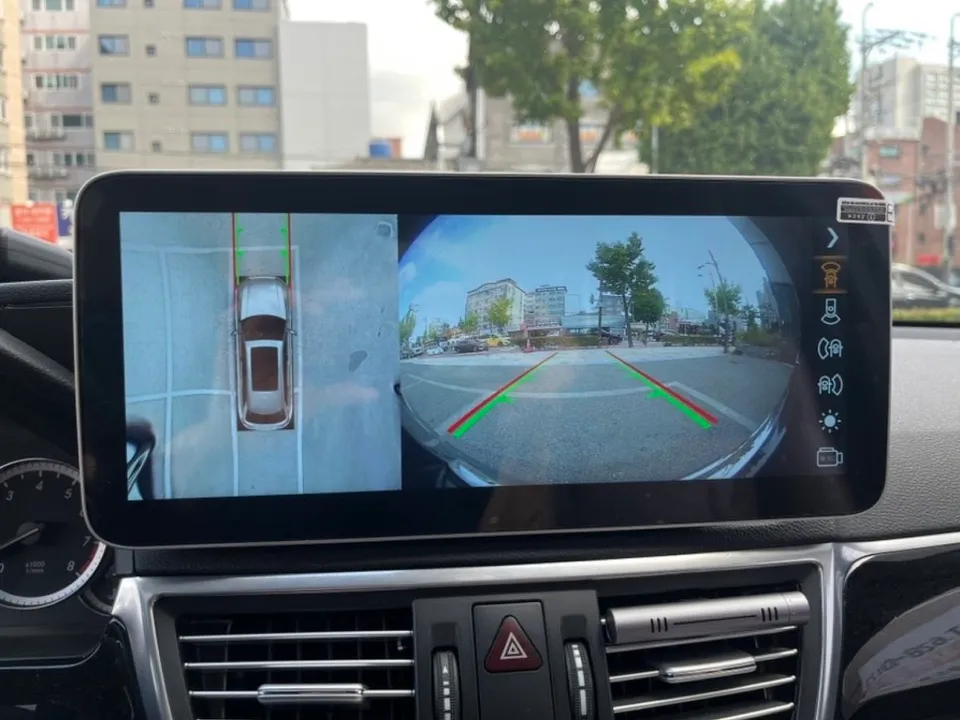 벤츠 E350 안드로이드 올인원 + 360도 어라운드뷰,이제야 ‘요즘 차’처럼 쓰실 수 있습니다 (오늘의카 대구점)