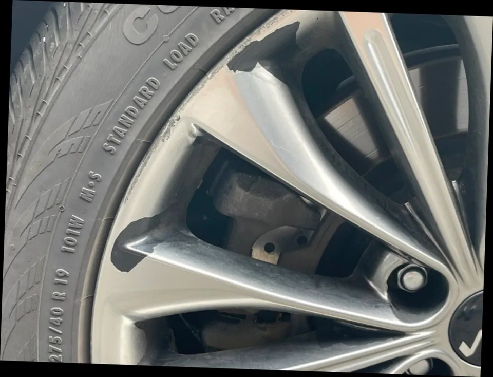 휠복원/도색 시공후기 - 기아 K9