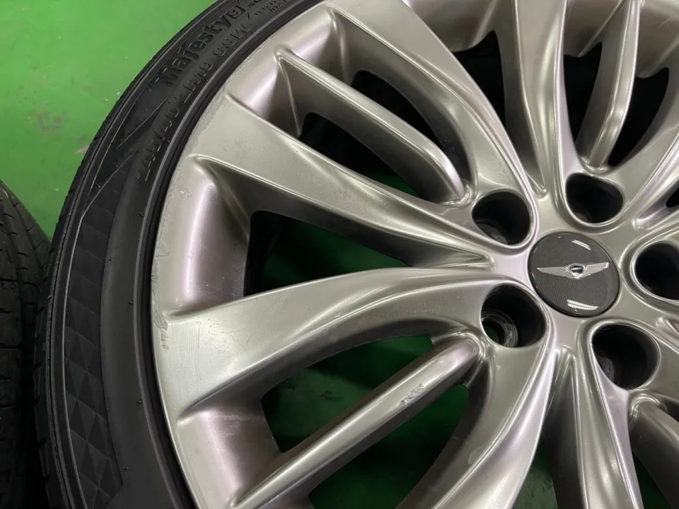 수원휠복원 제네시스 G80 스퍼터링휠, 껍질 벗겨진다면 복원 말고 도색이 답일까? (오늘의카 수원점)