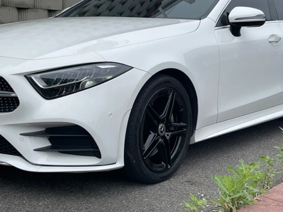 용인휠도색 벤츠 CLS 휠도색, 왜 유광블랙이 가장 실패 없는 선택일까? (오늘의카 용인점)